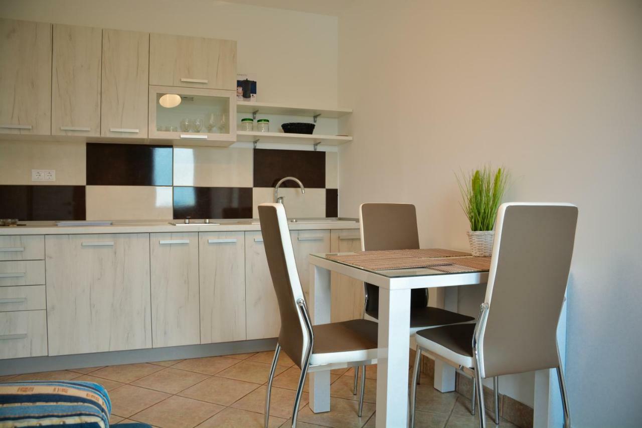 Farm Stay Zevnik Brežice Eksteriør billede